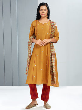 Embroidered Kurti With Printed Dupatta